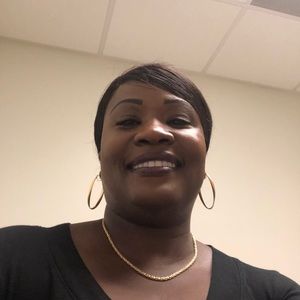 Meet your Posher, Annette